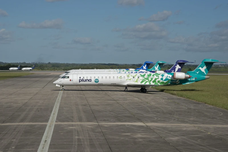 Los CRJ de PLUNA han resultado caros.